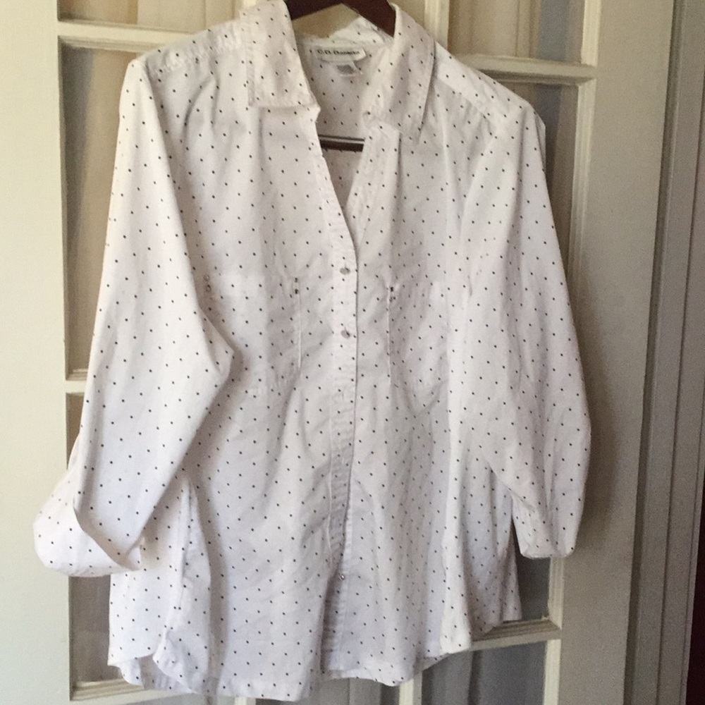 Free! C.D.Daniels blouse size 1X pre-owned